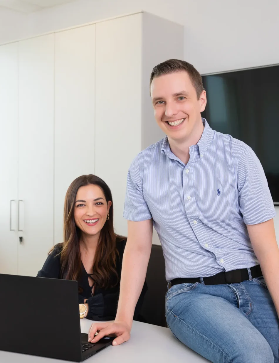 Mag. Stefan Schorn mit Mitarbeiterin